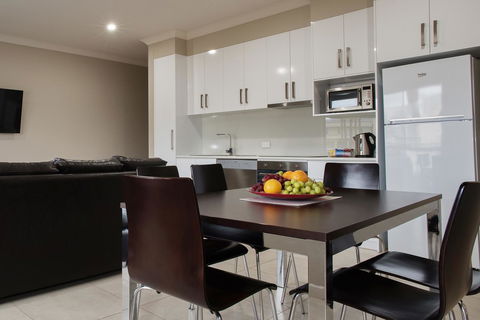 Renmark Holiday Apartments - Accommodation Daintree 2