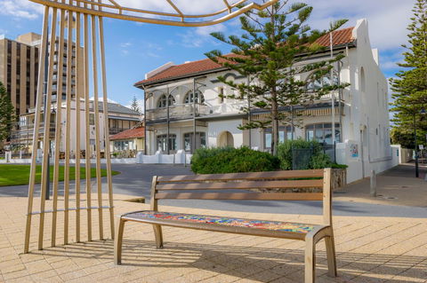 Seawall Apartments - Accommodation Daintree 15