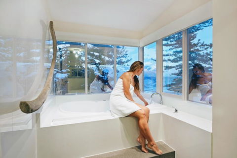 Seawall Apartments - Accommodation Daintree 18