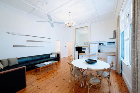 Seawall Apartments - Accommodation Daintree 12