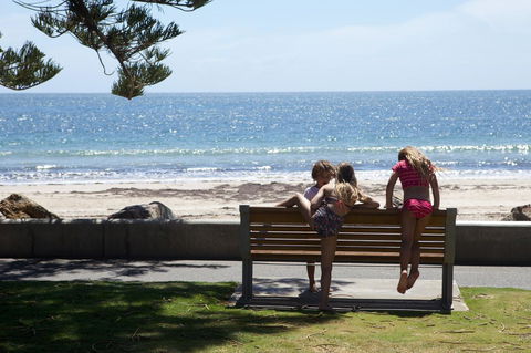 Seawall Apartments - Accommodation Daintree 25