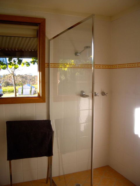 STUDIO ECHUNGA Adelaide Hills - Accommodation Daintree 14