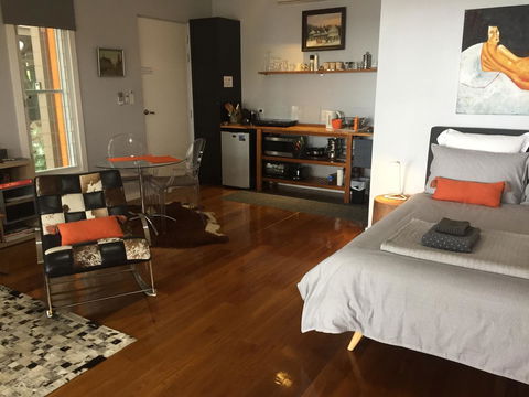 Smiths Lake House - Accommodation Daintree 6