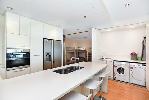 Breeze Beachfront Apartment - Accommodation Daintree 6