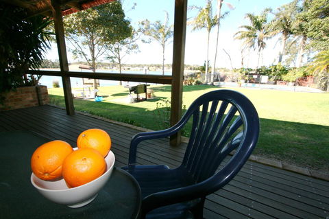 Lake Edge Apartments - Accommodation Daintree 16
