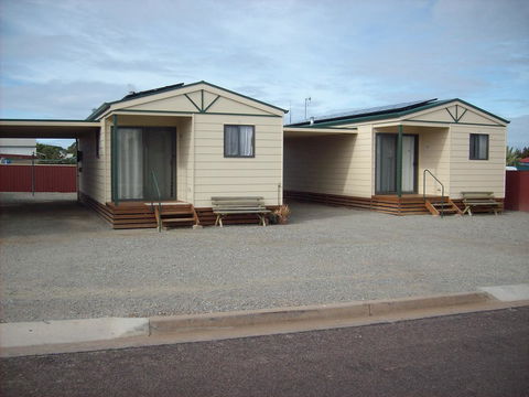 Jacko's Holiday Cabins - Accommodation Daintree 7