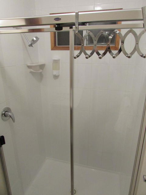Lazy Days Cottage - Victor Harbor - Accommodation Daintree 22