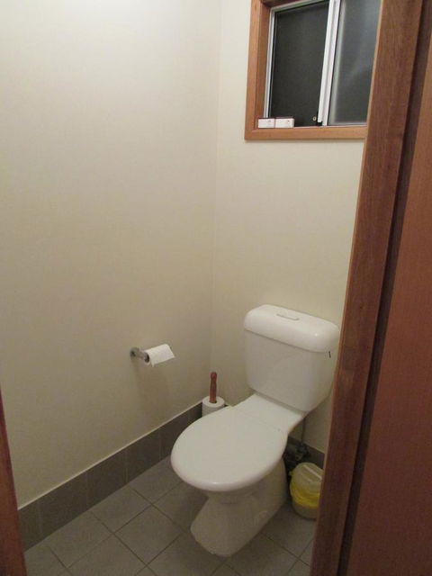 Lazy Days Cottage - Victor Harbor - Accommodation Daintree 21