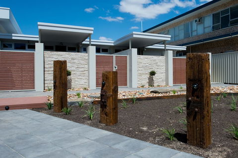 Loxton Courthouse Apartments - Accommodation Daintree 7