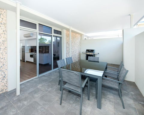 Loxton Courthouse Apartments - Accommodation Daintree 11