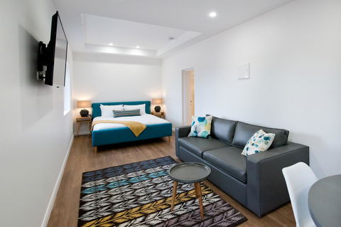 Loxton Courthouse Apartments - Accommodation Daintree 1