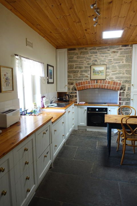 Amy\'s House Bed & Breakfast - Accommodation Daintree 36