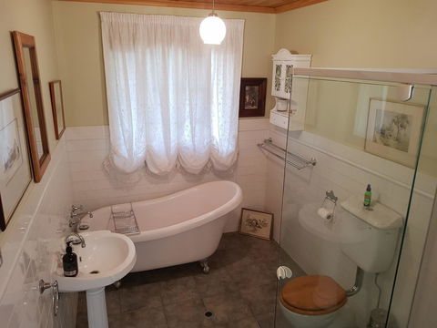 Amy\'s House Bed & Breakfast - Accommodation Daintree 13