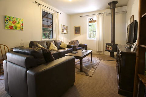 Amy\'s House Bed & Breakfast - Accommodation Daintree 6