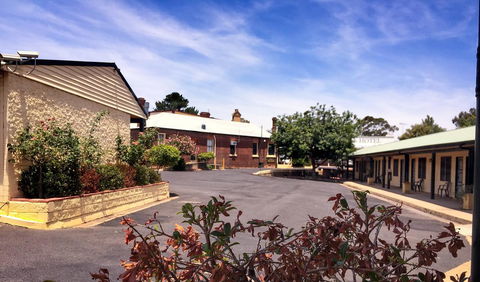 Ten Dollar Town Motel - Accommodation Daintree 21