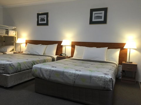 Ten Dollar Town Motel - Accommodation Daintree 7