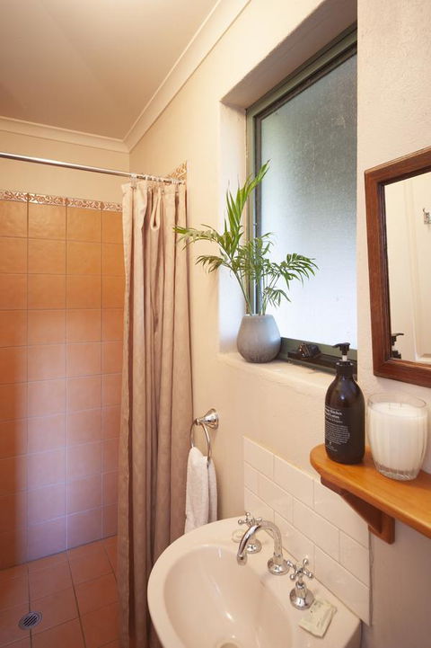 Angaston Saleyards Luxury Accommodation - Accommodation Daintree 10