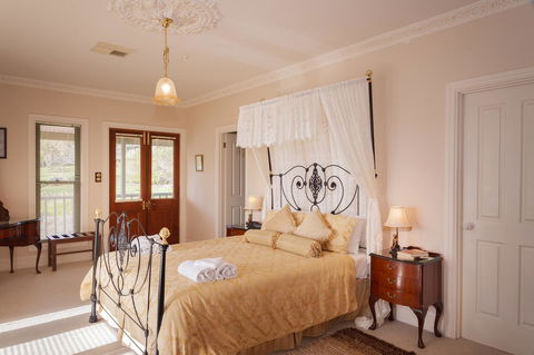 Angaston Saleyards Luxury Accommodation - Accommodation Daintree 6