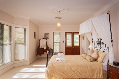 Angaston Saleyards Luxury Accommodation - Accommodation Daintree 1