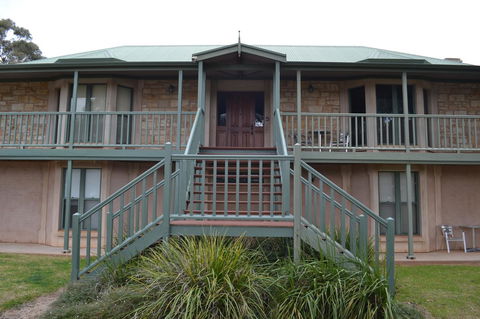 Angaston Saleyards Luxury Accommodation - Accommodation Daintree 35