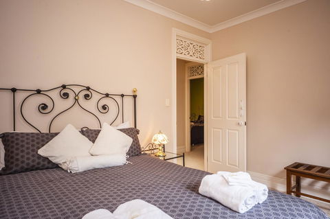 Angaston Saleyards Luxury Accommodation - Accommodation Daintree 3