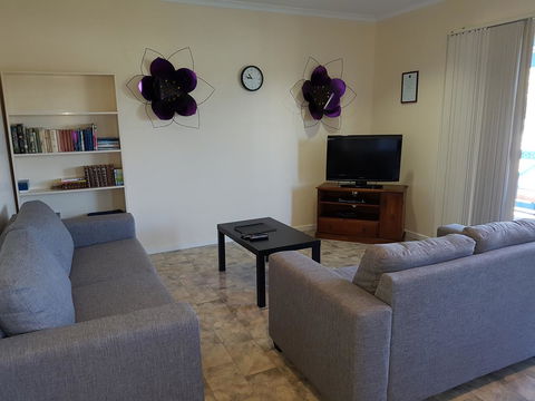 Marion Bay Holiday Villas - Accommodation Daintree 11