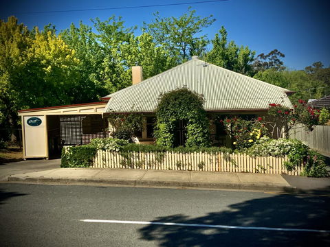 Oats Cottage - Accommodation Daintree 0