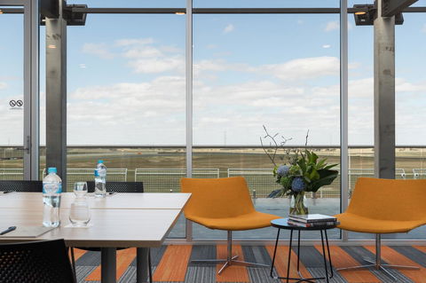 Rydges Pit Lane - Accommodation Daintree 15