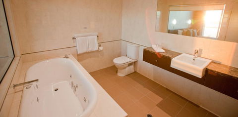 Port Lincoln Hotel - Accommodation Daintree 7