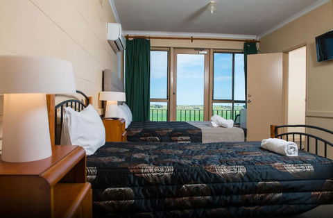 Tailem Bend Riverside Hotel - Accommodation Daintree 1