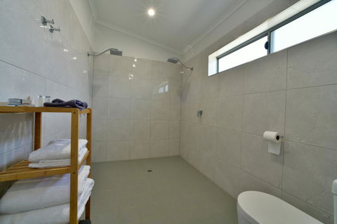 Great Northern Lodge - Accommodation Daintree 2