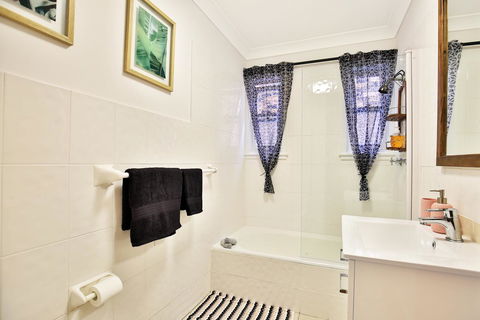 Hudson Bay @ Basin View-Pet Friendly-15 Mins To Hyams Beach - Accommodation Daintree 25