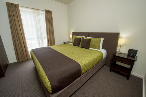 Clare Country Club - Accommodation Daintree 15