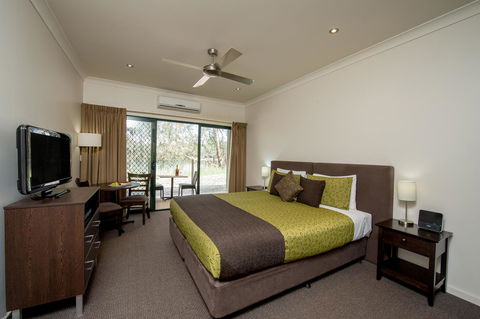 Clare Country Club - Accommodation Daintree 4