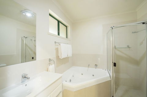 Clare Country Club - Accommodation Daintree 20