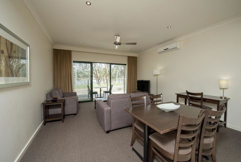 Clare Country Club - Accommodation Daintree 14