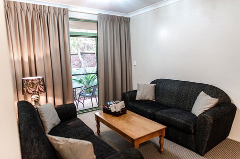 The Belmore Apartments Hotel - Accommodation Daintree 25