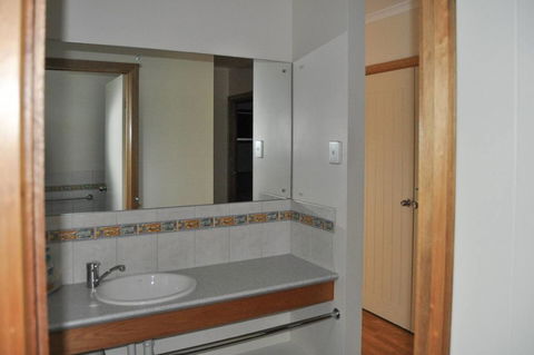 Rest A Shore Coffin Bay - Accommodation Daintree 8