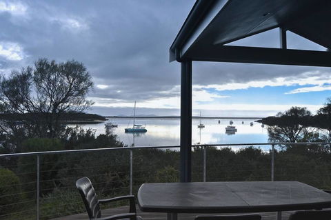 Rest A Shore Coffin Bay - Accommodation Daintree 2