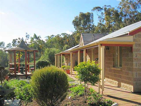 Riesling Trail & Clare Valley Cottages - Accommodation Daintree 0