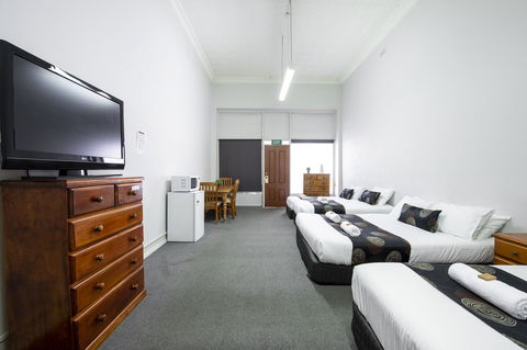 City Centre Motel Hotel - Accommodation Daintree 7