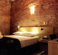 The Lookout Cave Underground Motel - Accommodation Daintree