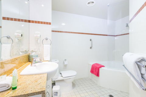 Ramada Resort By Wyndham Shoal Bay - Accommodation Daintree 21