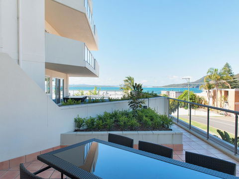 Ramada Resort By Wyndham Shoal Bay - Accommodation Daintree 4