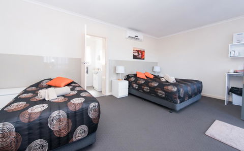 Blue Lake Motel - Accommodation Daintree 1