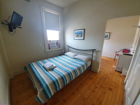 Pier Hotel Port Lincoln - Accommodation Daintree 18