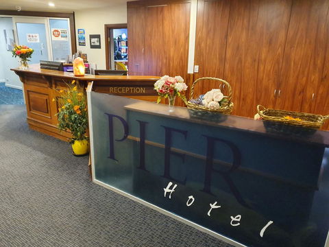 Pier Hotel Port Lincoln - Accommodation Daintree 1