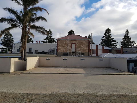 Pier Hotel Port Lincoln - Accommodation Daintree 31