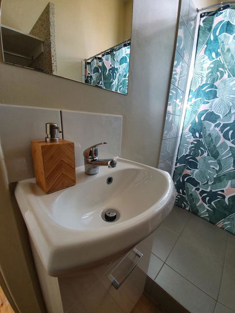 Pier Hotel Port Lincoln - Accommodation Daintree 23