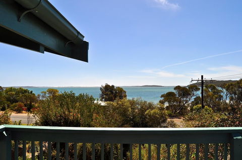 Dolphinview - Accommodation Daintree 16
